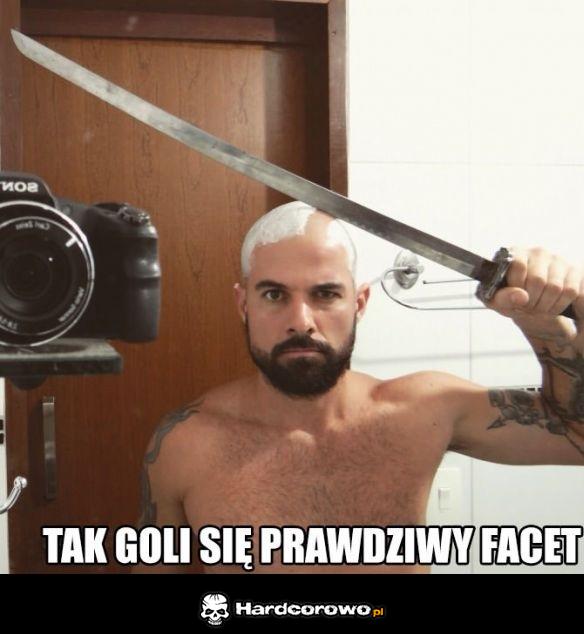 Tak się goli  - 1