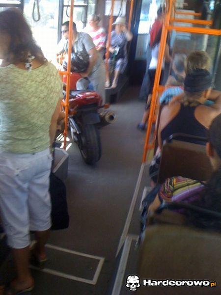 Podwózka w tramwaju - 1