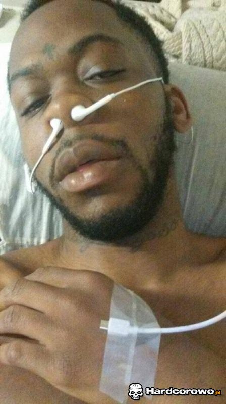 Szefie dzisiaj mnie nie będzie, jestem w szpitalu - 1