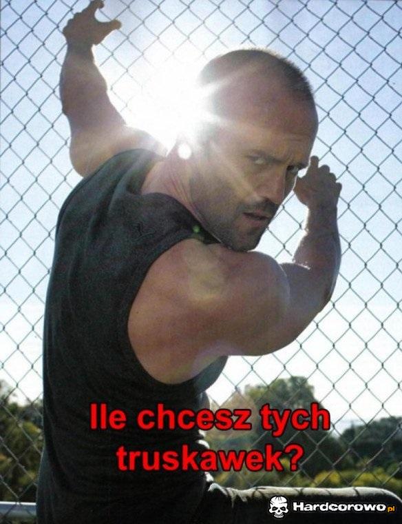 Gdy chce zaimponować lasce - 1