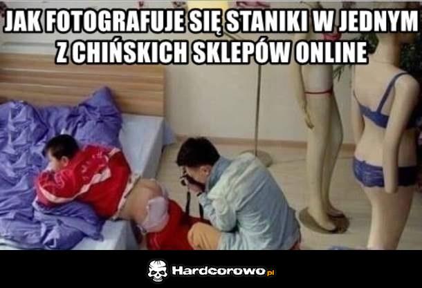 Jak fotografuję się staniki - 1