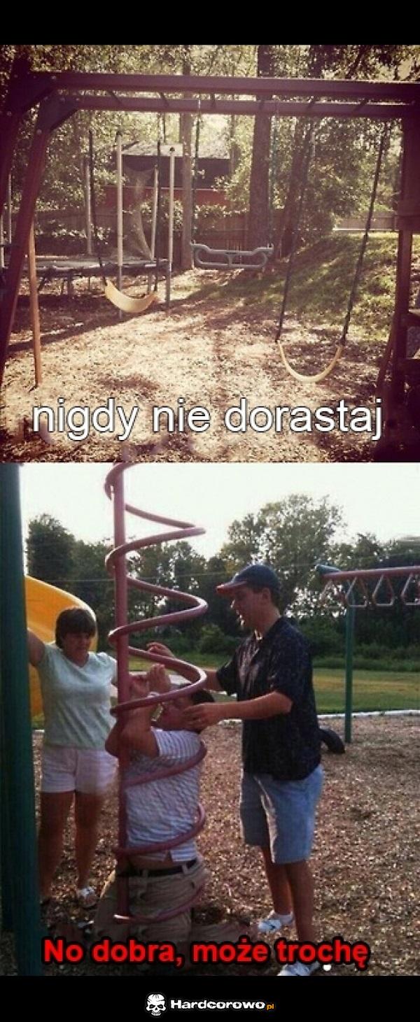 Nigdy nie dorastaj  - 1