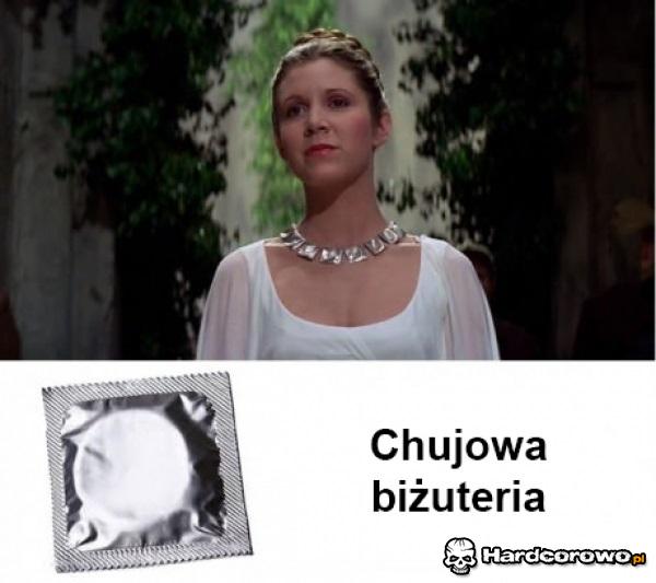 Chujowa biżuteria - 1