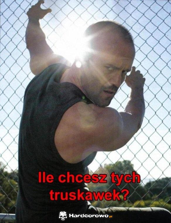 Gdy chce zaimponować lasce - 1