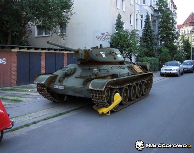 Zablokowany czołg  - 1