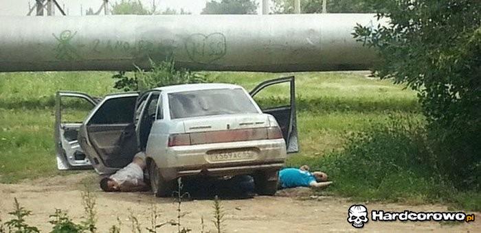 Zatankowali siebie, nie auto - 1