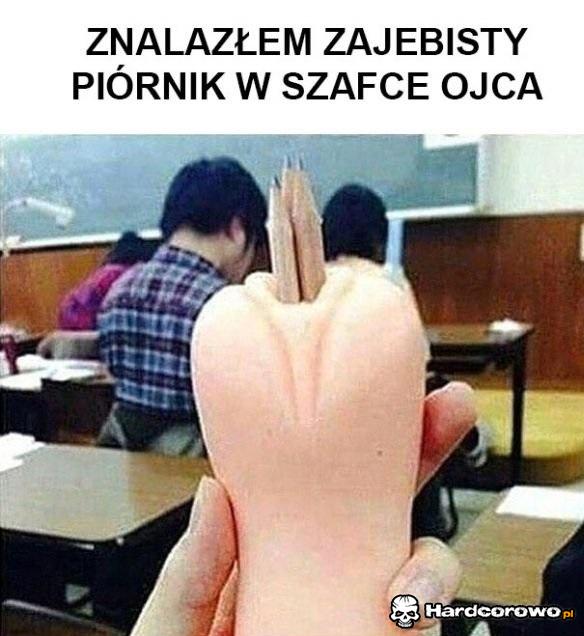Super piórnik - 1