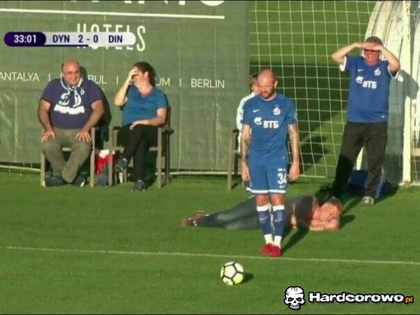 Kac nie oszczędza - 1