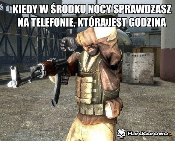 Sprawdzanie godziny na telefonie - 1