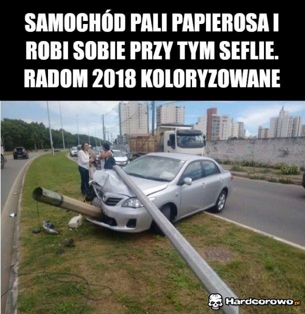 Samochód pali papierosa - 1