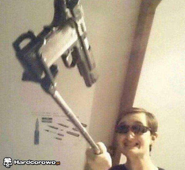 Samobójcze selfie - 1