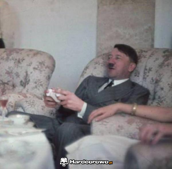 Hitler gra - 1
