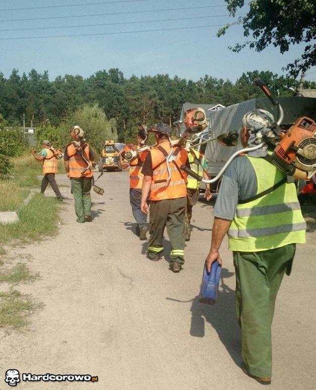 Kiedy próbujesz dłużej pospać w sobotę - 1