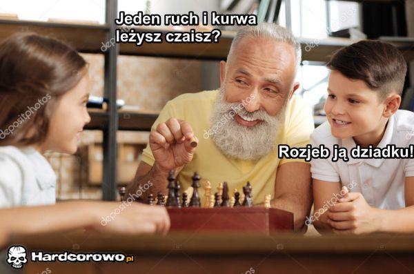Zabawa z wnuczkami - 1