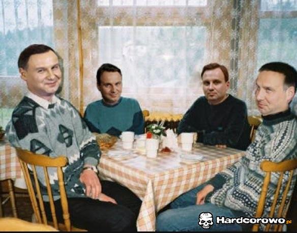 PoliDuda - 1