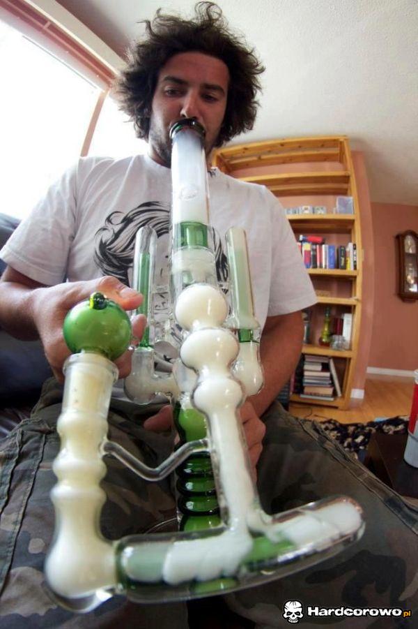 Bongo - 1