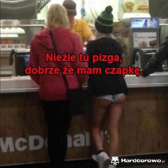 Nieźle tu pizga - 1