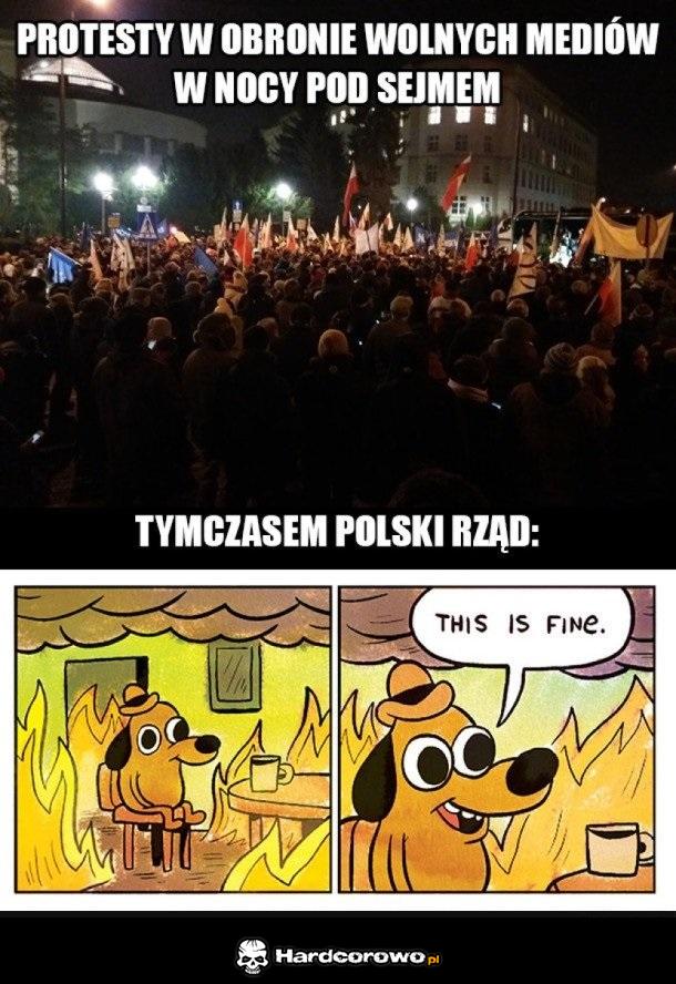 Protesty pod sejmem - 1