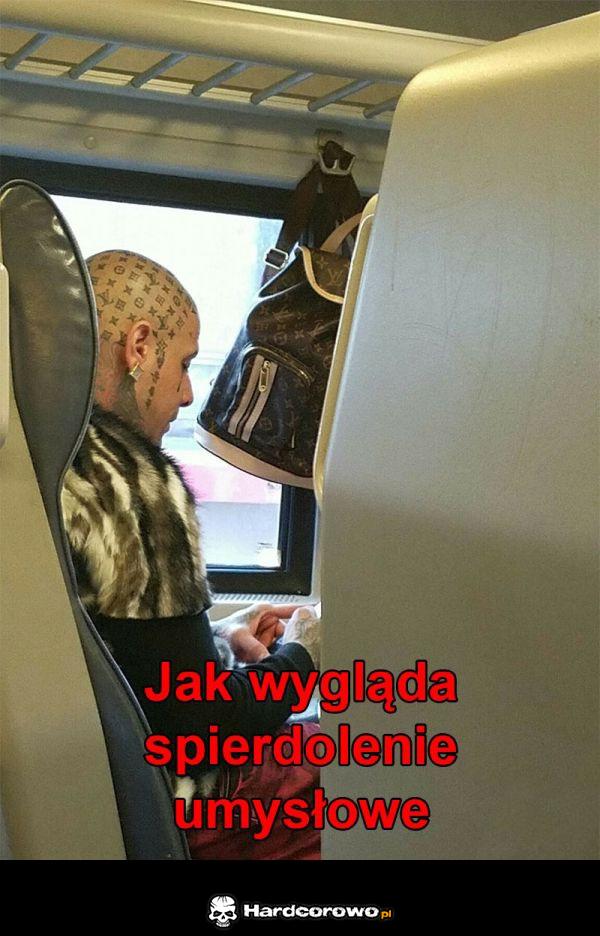Ta fotka przedstawia - 1