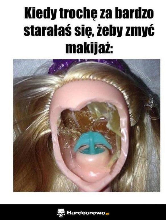 Zmywanie makijażu - 1