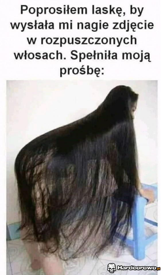 Rozpuszczone włosy - 1