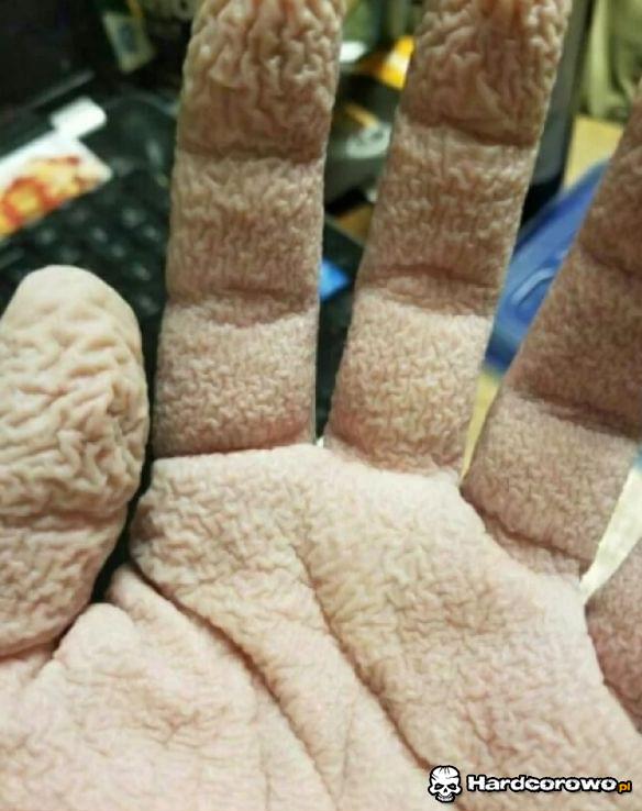 Nie zasypiaj w wannie - 1