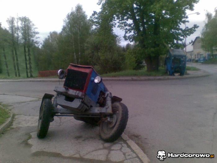 Traktor się złamał - 1