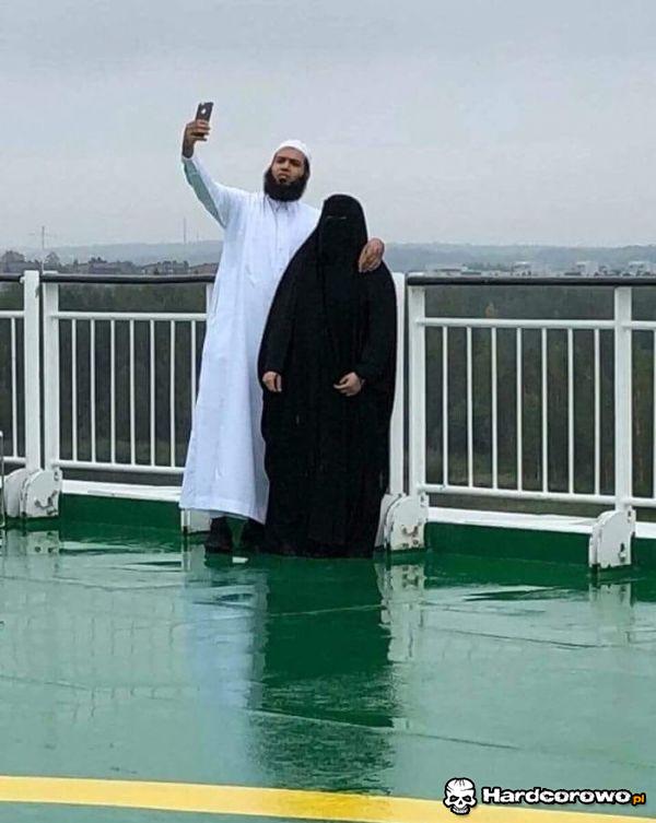 Selfie - 1