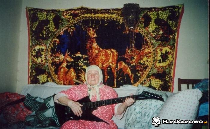 Babcia gitarzystka - 1