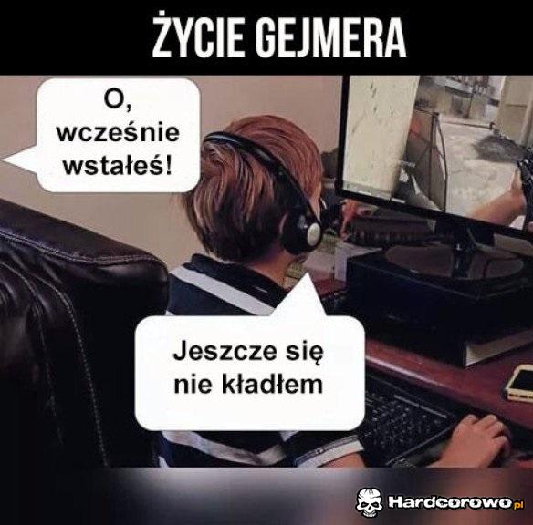 Życie gejmera - 1