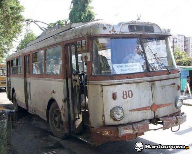 Jeszcze jeżdżący trolleybus - 1