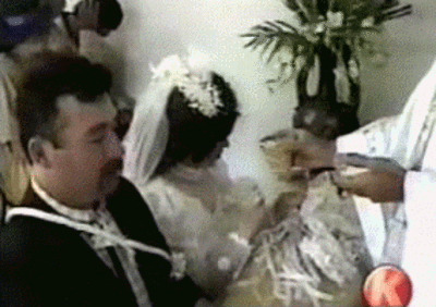 Szczerbata Panna młoda - 1