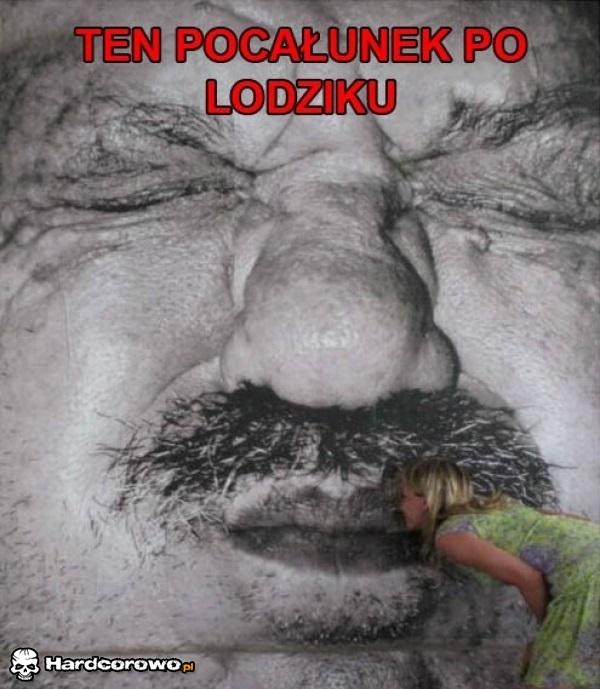 Pocałunek po lodziku - 1