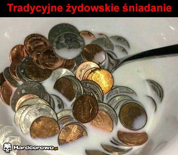 Tradycyjne żydowskie śniadanie - 1