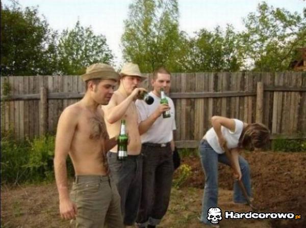 Kobieta pracująca - 1